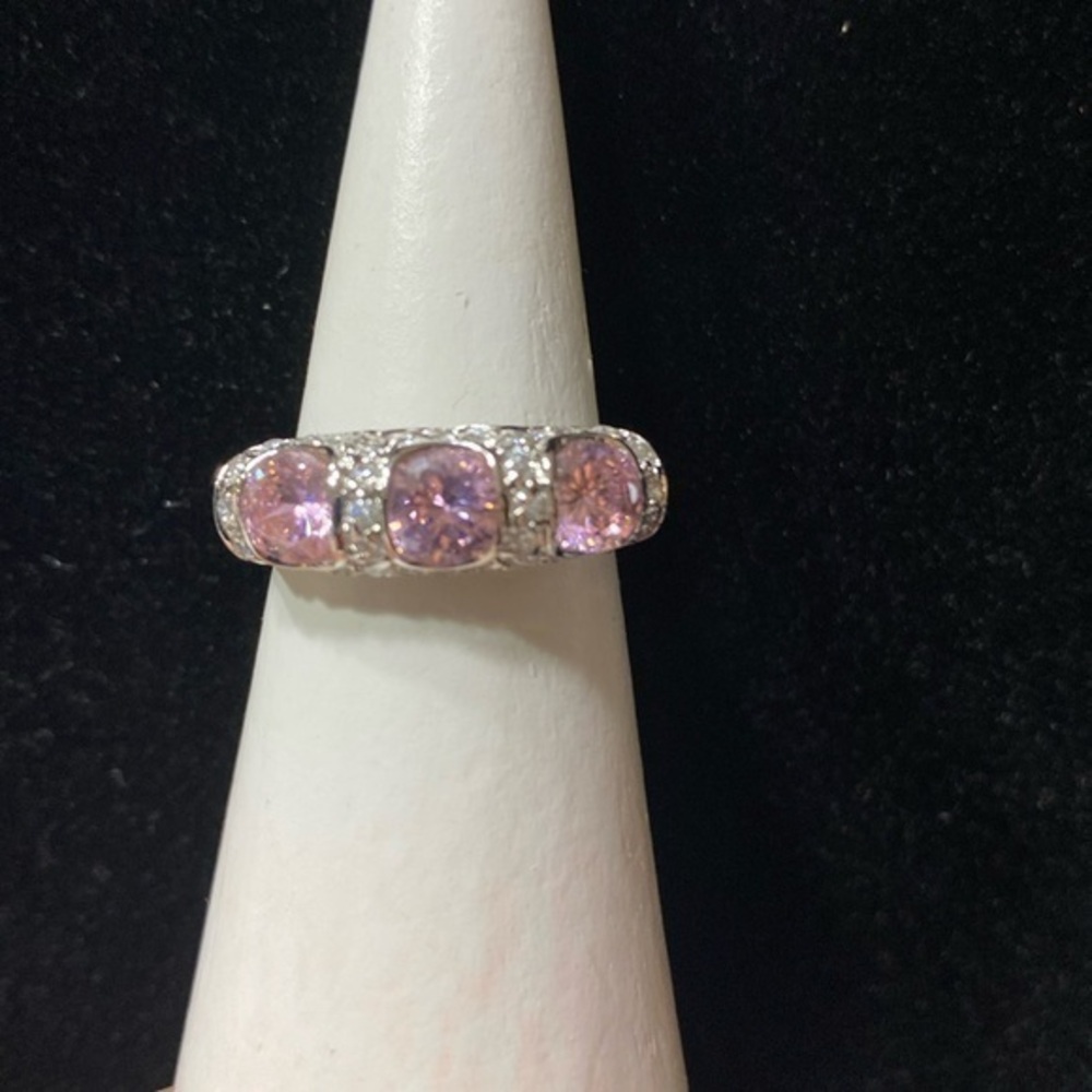 JTV Bella Luce 4.14 CTW pink white diamond simulant ring